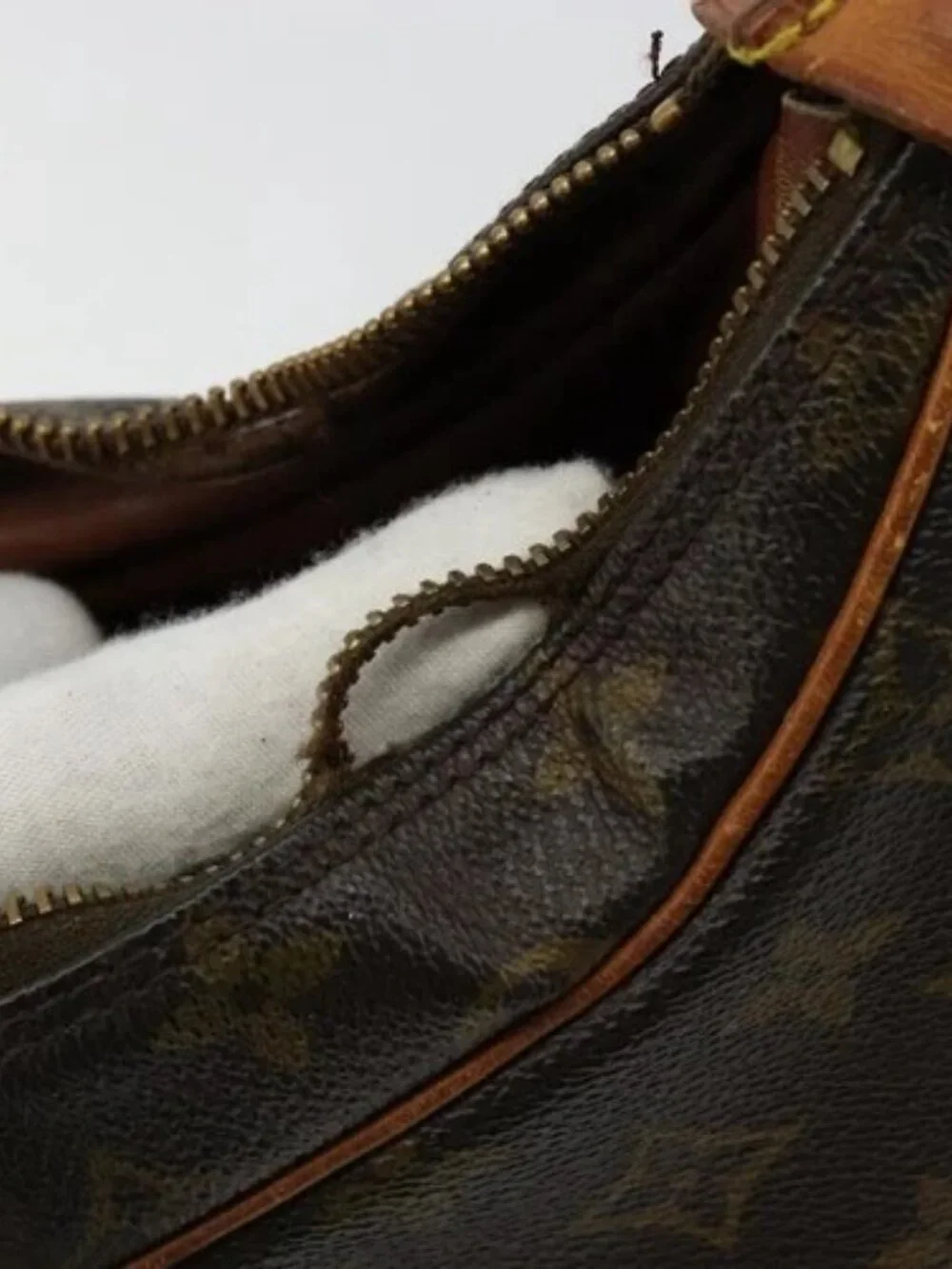 LOUIS VUITTON Monogram Boulogne 30 Shoulder Bag M51265 LV Auth 161923